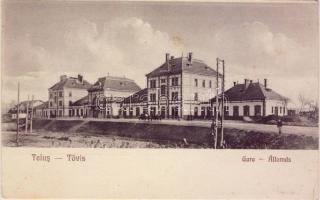 Tövis Railway station