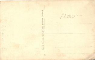 Szolnok, utcakép zöldség piaccal, patika, MÁV kerületi munkásbiztosító pénztár postás és az összes e...