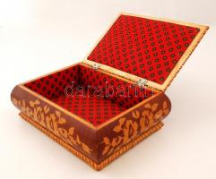 Intarziás fa doboz, jó állapotban, 25x18x8 cm