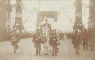 1906 Budapest, Rákóczi és a bujdosók hamvainak hazahozatala; díszkapu a Kerepesi út végén, photo