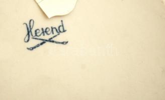 Herendi virágmintás szív alakú tálka, kézzel festett, jelzett, apró kopásnyomokkal, 10×10,5 cm + Her...