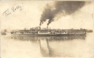 Erzsébet királyné termesgőzös / Hungarian steamship, photo