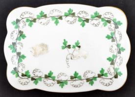 Herendi petrezselyemmintás doboz, kézzel festett, jelzett, hibátlan, 13×9×5,5 cm