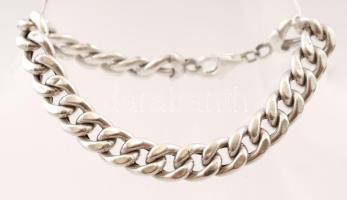 Ezüst pancer  karlánc, Ag., nettó: 26,3gr, jelzett, 22,5cm / Silver flat link bracelet, Ag, net. 26,3gr, marked, 22.5 cm