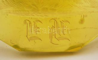 Üveg pecsétnyomó, kis csorbákkal, d: 11 cm