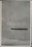 cca 1930 Zeppelin, 8,5x6 cm