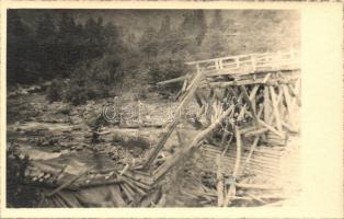 3 db RÉGI fotólap, ismeretlen település, az épületek alapján feltehetően Volinyi (Volhínia) terület,...