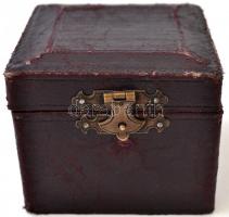 XIX. sz. vége. Finom optikai eszköz. Összeszerelhető tükrös nézőke, kis csavarhúzó, eredeti tokjában...