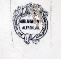 August Nowotny Altrohlau falra akasztható fajansz mélytányér, 3 db, jelzett, d: 23 cm