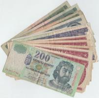 1949-1969. 10Ft (5x) + 1969-1980. 20Ft (2x) + 1990. 500Ft + 1992. 100Ft (5x) + 2003. 200Ft T:III