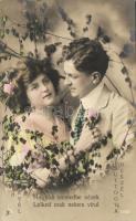 Ladies and couples, 5 old motive postcards