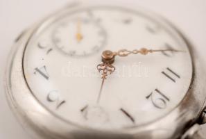 Ezüst(Ag)  zsebóra, jelzett, működik, bruttó: 61,8 gr., d:4,5 cm / Silver pocket watch, br: 61,8 g