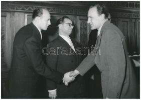 cca 1957 "Kádár János és Biszku Béla a forradalmi munkás-paraszt kormány tagjaiként", későbbi nagyítás, hátoldalon feliratozva, 13x18 cm