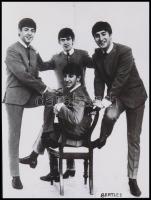 cca 1964 Beatles együttes, Fekete György (1904-1990) budapesti fényképész hagyatékában fellelt reprodukciós negatív modern nagyítása, 14,5x11 cm