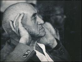 1964 Albertini Béla: Nézőtéren, feliratozott vintage fotóművészeti alkotás, 18x24 cm