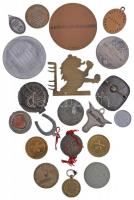 20db vegyes külföldi emlékérem, medál, jelvény, replika, Nagy-Britannia 1947. "VI. György királ...