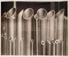 cca 1975 Gebhardt György (1910-1993): Ipari csendélet, feliratozott vintage fotóművészeti alkotás, 29x38 cm