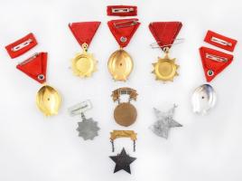 9db vegyes szocialista kitüntetés, közte 1985. "Munka Érdemrend" arany és ezüst fokozata, ...