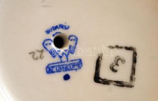 Aquincumi fésülködő akt, kézzel festett, hibátlan, jelzett, m:22 cm