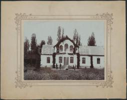 1910-1952 8 db különféle méretű iskolai csoportkép, tabló,jelzett arckép, stb. közte az ungrvári rus...