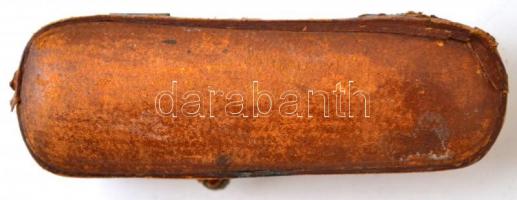 Borostyán szipka bőr tokkal / amber ciagette holder