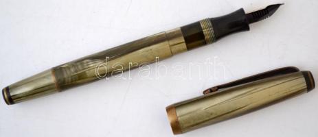 Junior töltőtoll, h: 13,3 cm