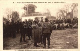 Le général Goykovitch soccupe dembarquer les prisonniers de guerre autrichiens / Serbian General Gojkovic overseeing the embarkment of the Austrian Prisoners of War (EK)