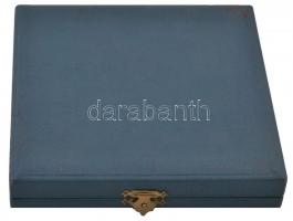 1973. "VI. Szolnoki Kulturális Hetek" Br plakett tokban (101mm) T:1-