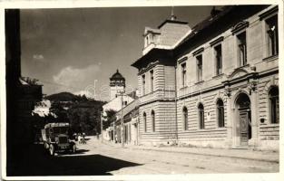 Rozsnyó, Roznava; Rákóczi őrtorony, utca, automobil / tower, street, automobile 1938 Rozsnyó visszatért So. Stpl