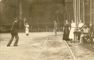 Barlangliget Teniszezők