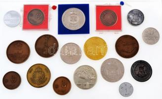 19db-os vegyes magyar emlékérem tétel, közte Szolláth György (1927-) 1982. "MÉE XII. Vándorgyűl...