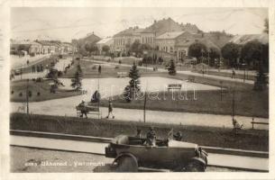 Ungvár, Uzhorod; tér, automobil, Klein Náthán üzlete / square, automobile, shop (ragasztónyom / gluemark)