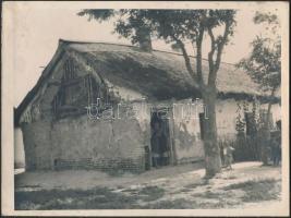 Miskolc környéki életképek, parasztházakról, öntözésről, stb, 6 db fotó, 11x7 és 18x24 cm közötti mé...