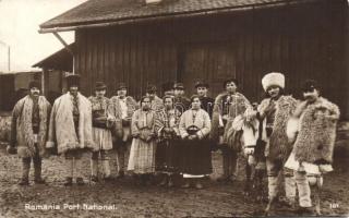Romania Port National / Romanian folklore, group