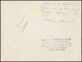 1944 A M. kir Belügyminisztérium elsősegélynújtó Tanfolyamának hallgatói. Pecséttel jelzett fotó. 24...