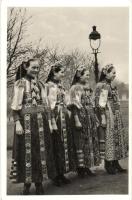 Kalotaszegi népviselet / Transylvanian folklore from Kalotaszeg