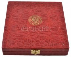 Ausztria DN "Bécsi Nagy Szolgálati Arany Érdemérem" zománcozott, aranyozott, jelzett Ag ki...