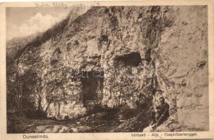 Dunaalmás, Vöröskő-Alja, Cseppkőbarlang