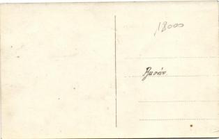 cca. 1912-1918 Búvár, a háttérben az SMS Viribus Unitis matróza / Diver, behind him a mariner from t...