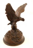 Turulmadár, bronz szobor, jelzés nélkül, m: 16,5 cm