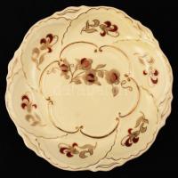 Zsolnay süteményes készlet: 6 db tányér, 1 db kínáló, kézzel festett, jelzett, nagyon apró kopásnyom...
