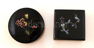 Gyöngyházberakással és vésett-színezett díszítéssel dekorált fa dobozkák, 2 db, 10x10x5 és 12x5,5 cm