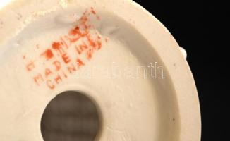 Kínai porcelán váza, kézzel festett, hibátlan, jelzett, m: 20,5 cm