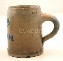 "Mauthbräu Mühlbühl" feliratú mázas korsó, 0,5 l, kis lepattanásokkal, d: 9 cm
