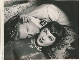Maria Montez és Jean Pierre Aumont francia filmszínészek aláírása filmfotón