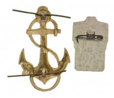 Szovjetunió DN 2db klf jelvény, egyik zománcozott, sport és tengerész jelvény T:1-
Soviet Union ND ...