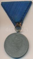 1940. "Erdélyi részek felszabadulásának emlékére" cink emlékérem mellszalaggal. Szign.:BER...