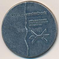 Hollandia 1995. "Westerborki tábor - Felszabadulás 50. évfordulója" fém emlékérem eredeti tokban (36mm) T:2- Netherlands 1995. "Camp of Westerbork - 50th Anniversary of the Liberation" Metal medal in original case (36mm) C:VF