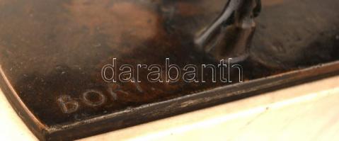 Bory Jenő (1879-1959): Bölény, bronz szobor, alabástrom talapzaton, jelzett, m: 17 cm