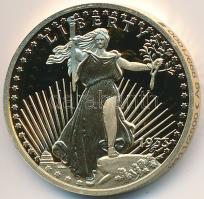 Amerikai Egyesült Államok 1933. 20$ "Dupla Sas" aranyozott Ag replika emlékérme tanúsítván...